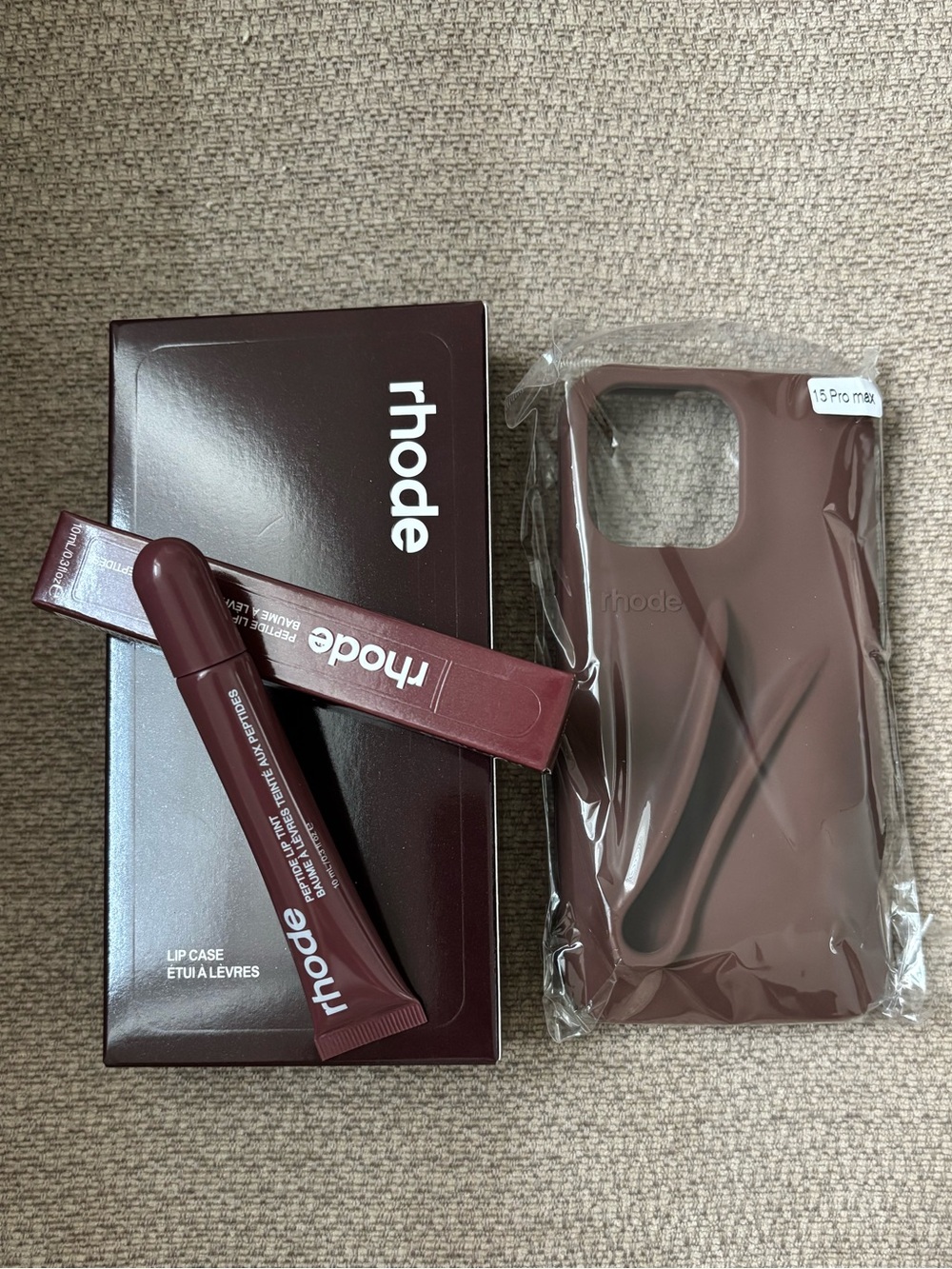 Rhode Lip Case iPhone 15 Pro Max
Espresso Bundle+Peptide Lip
Treatment  PBJ NEW